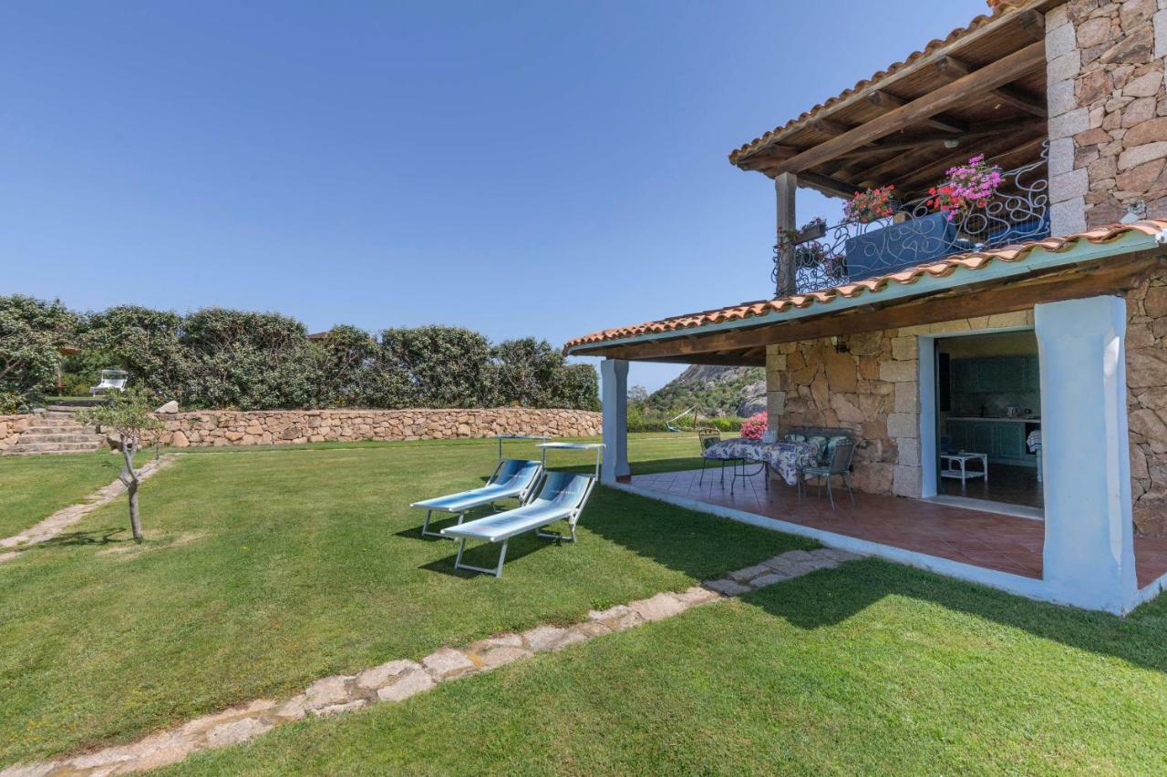 Villa Iris With Pool بايا سردينيا المظهر الخارجي الصورة