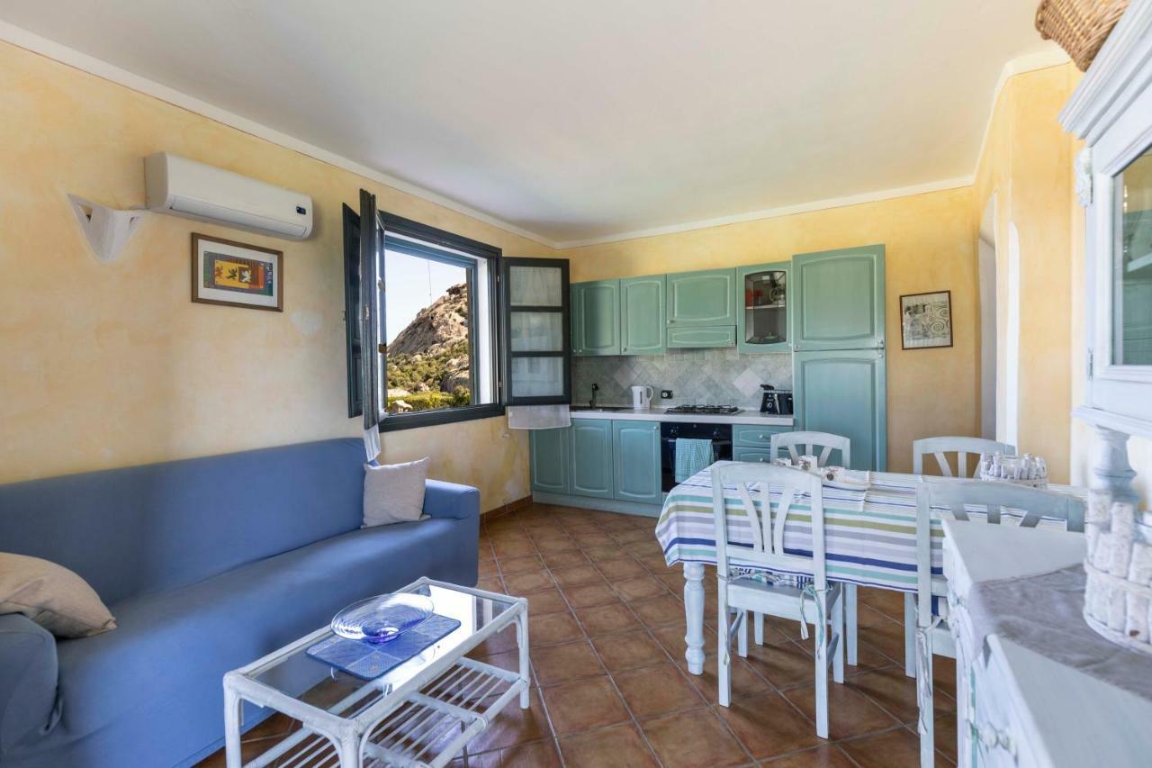 Villa Iris With Pool بايا سردينيا المظهر الخارجي الصورة