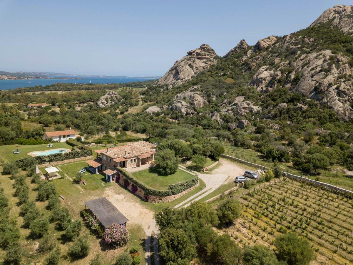 Villa Iris With Pool بايا سردينيا المظهر الخارجي الصورة